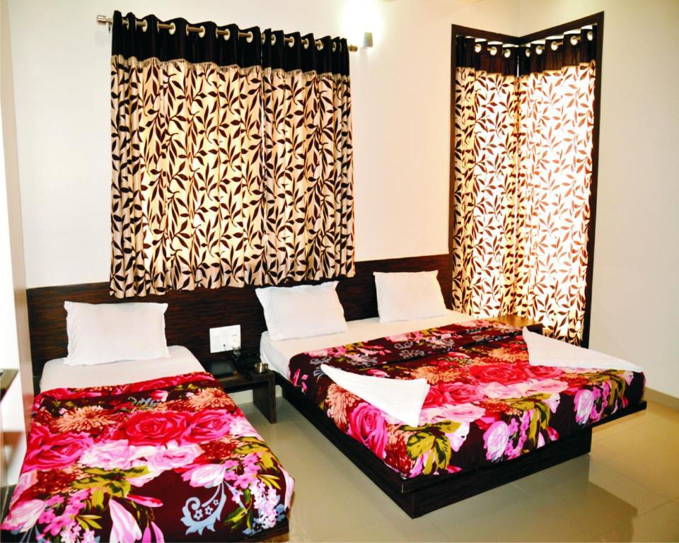 Hotel Shradha Saburi Palace Shirdi Pokój zdjęcie